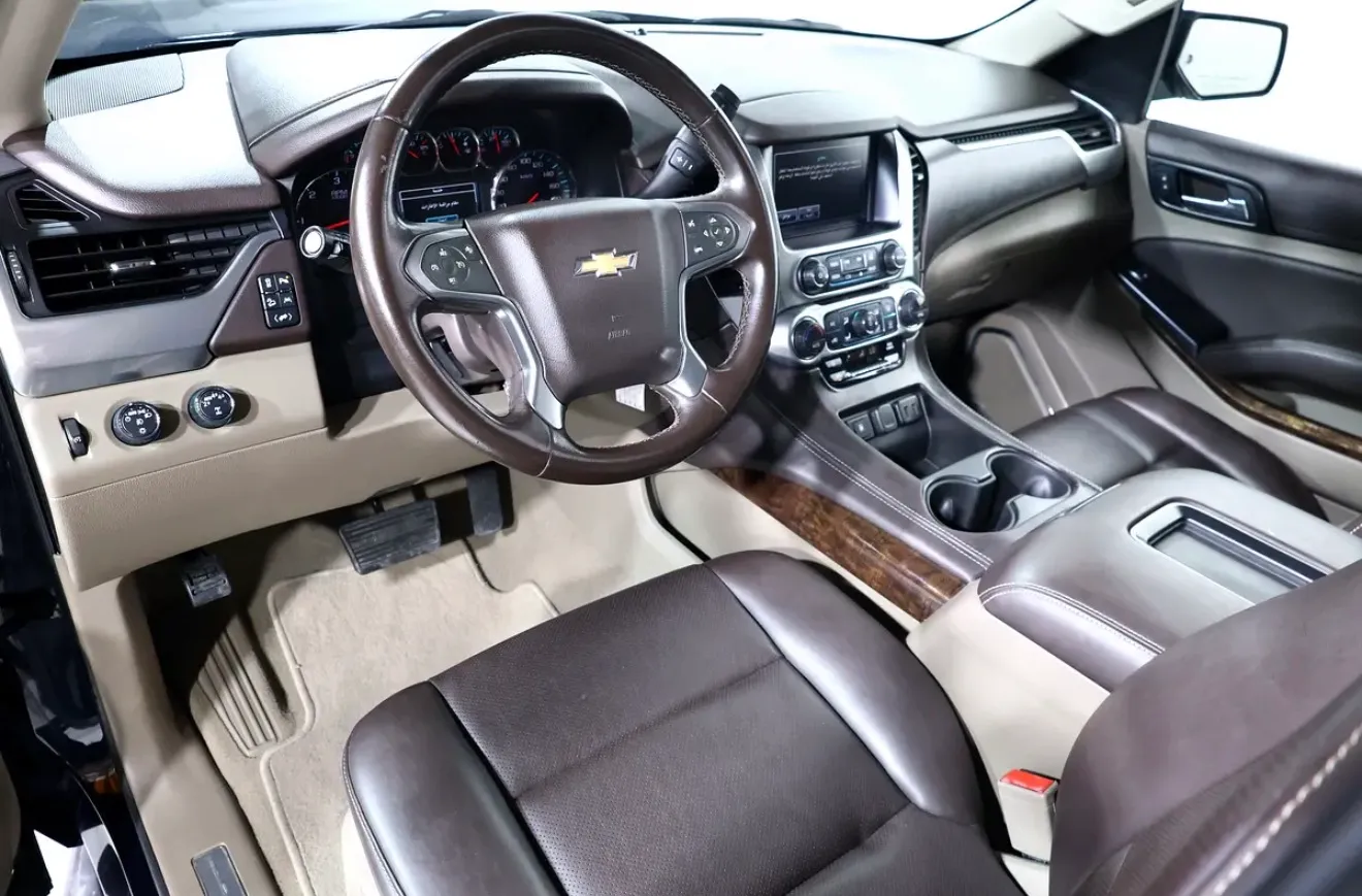 For sale: 2020 Chevrolet Tahoe LT  -in excellent condition  -GCC specifications -SUV  - Thumbnail 10