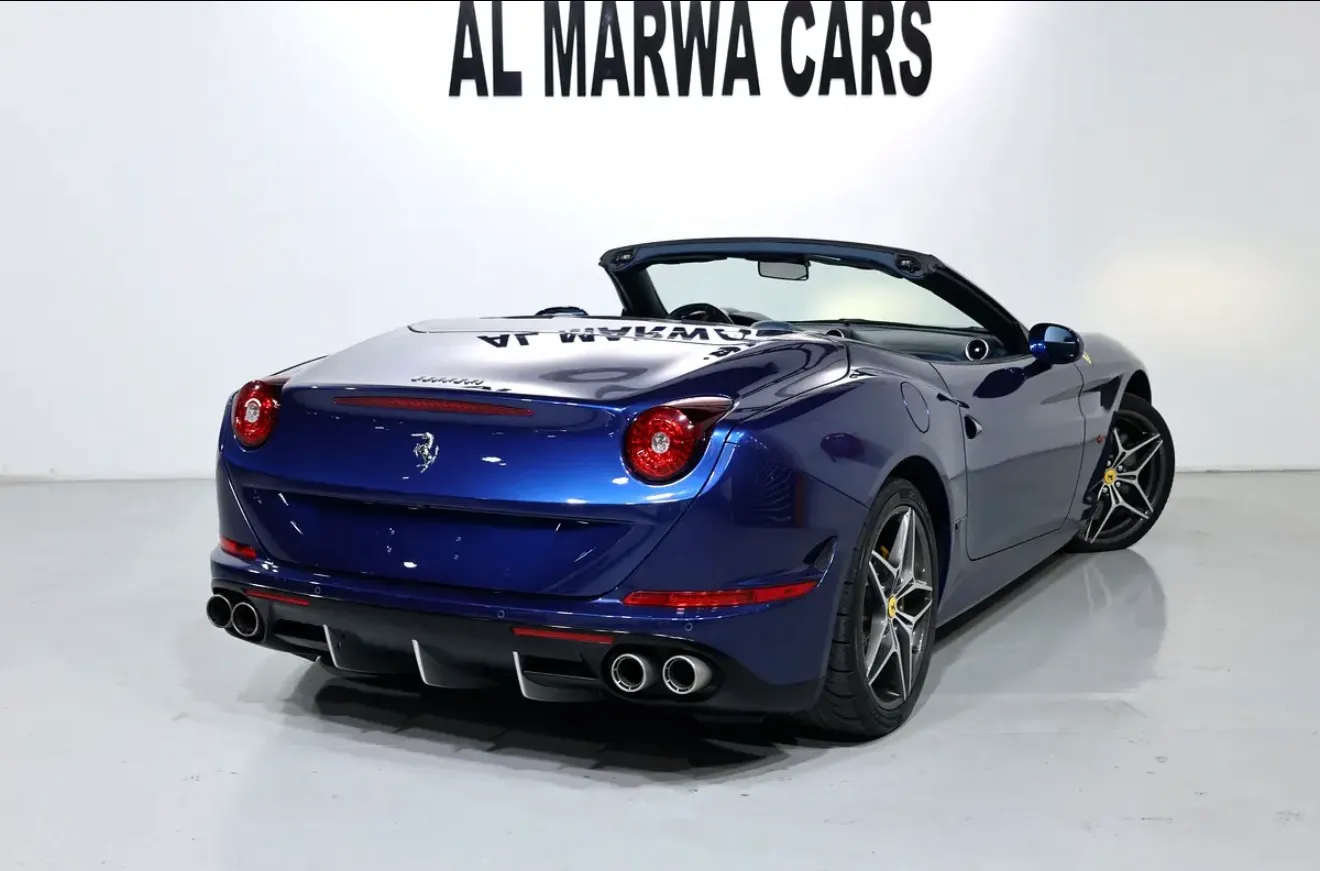 Presenting the pristine 2016 Ferrari California T Standard with GCC Specs - Thumbnail 4