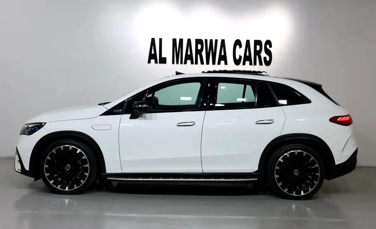 2023 Mercedes-Benz EQE 350 4MATIC (GCC Specs) - All-wheel drive  -26000km - Thumbnail 7