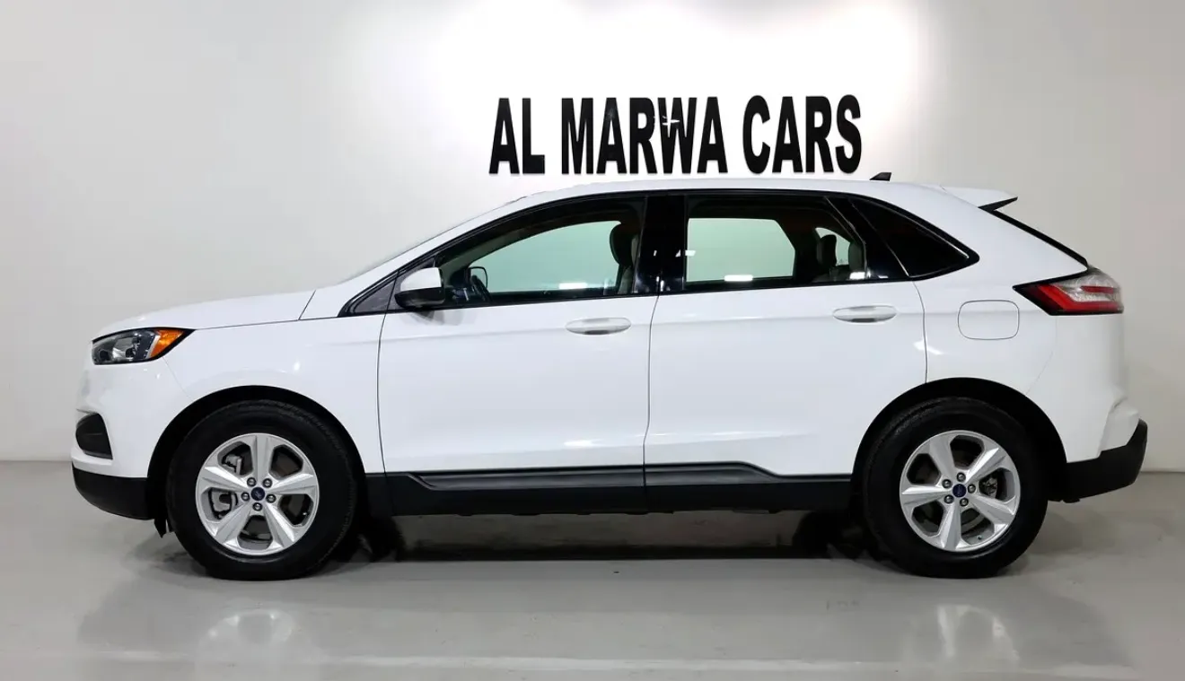 - well-maintained 2021 Ford Edge SEL  - GCC specifications - This midsize SUV  -Warranty + service contract - Thumbnail 7