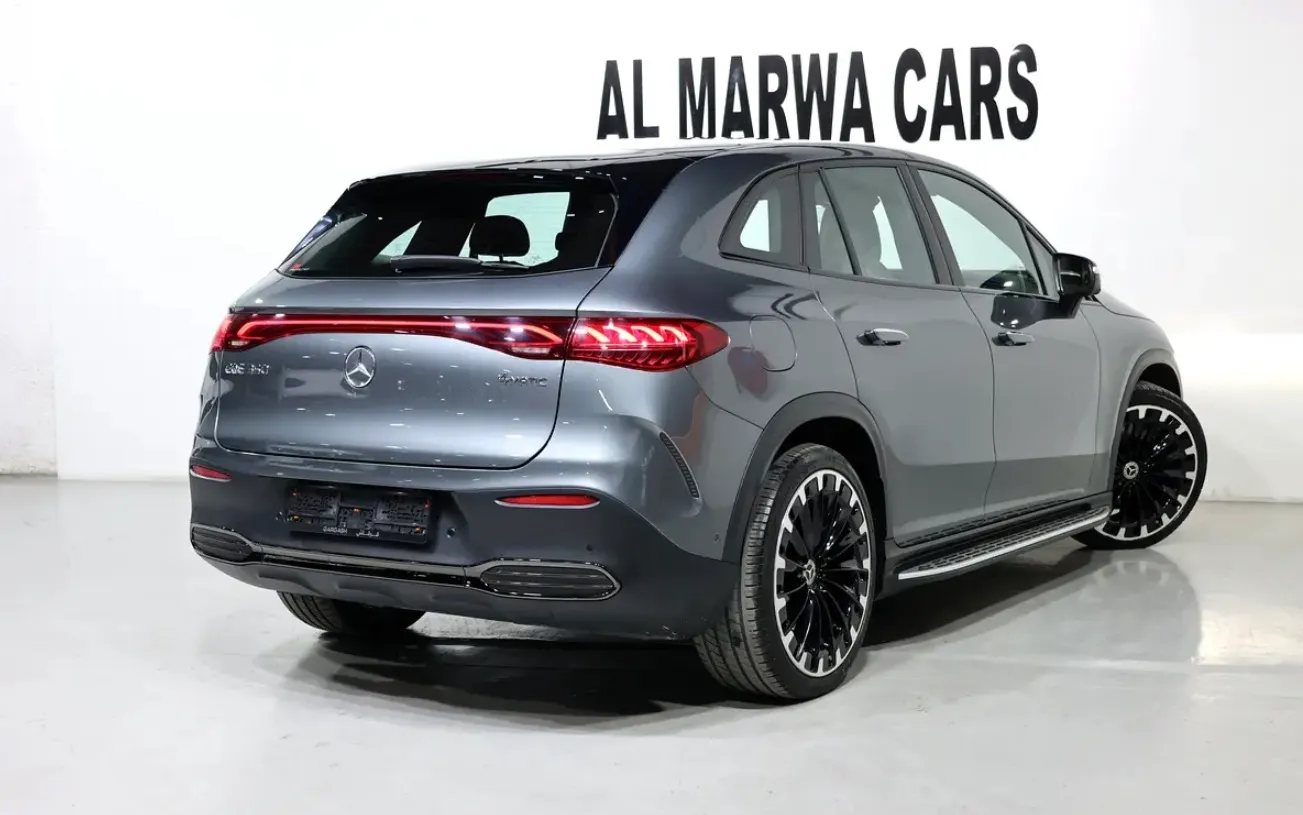2023 Mercedes-Benz EQE 350 4MATIC (GCC Specs) -ALL WHEEL DRIVE - WARRANTY 5 Years  - Thumbnail 3