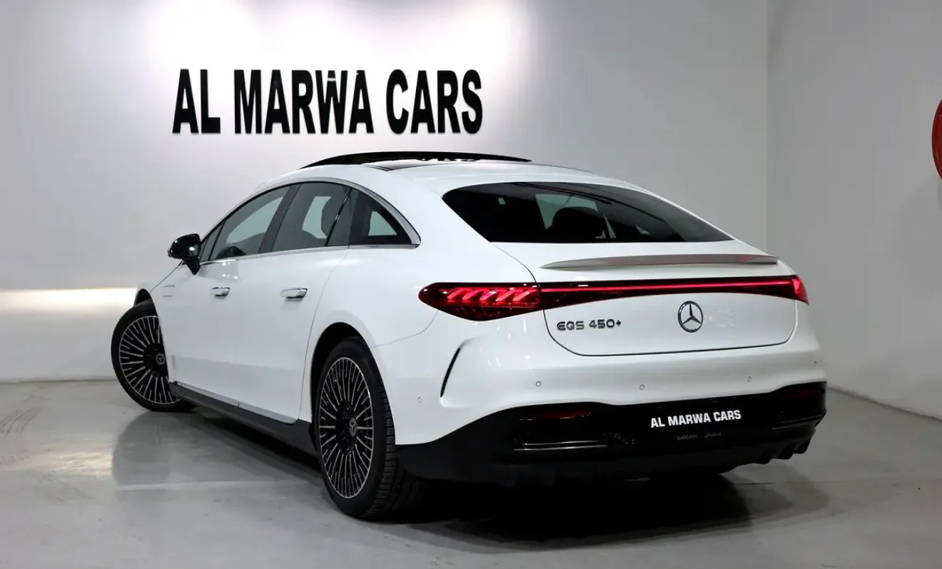 Presenting the 2023 Mercedes-Benz EQS 450+ in pristine condition -GCC specifications - Gargash WARRANTY - Thumbnail 4