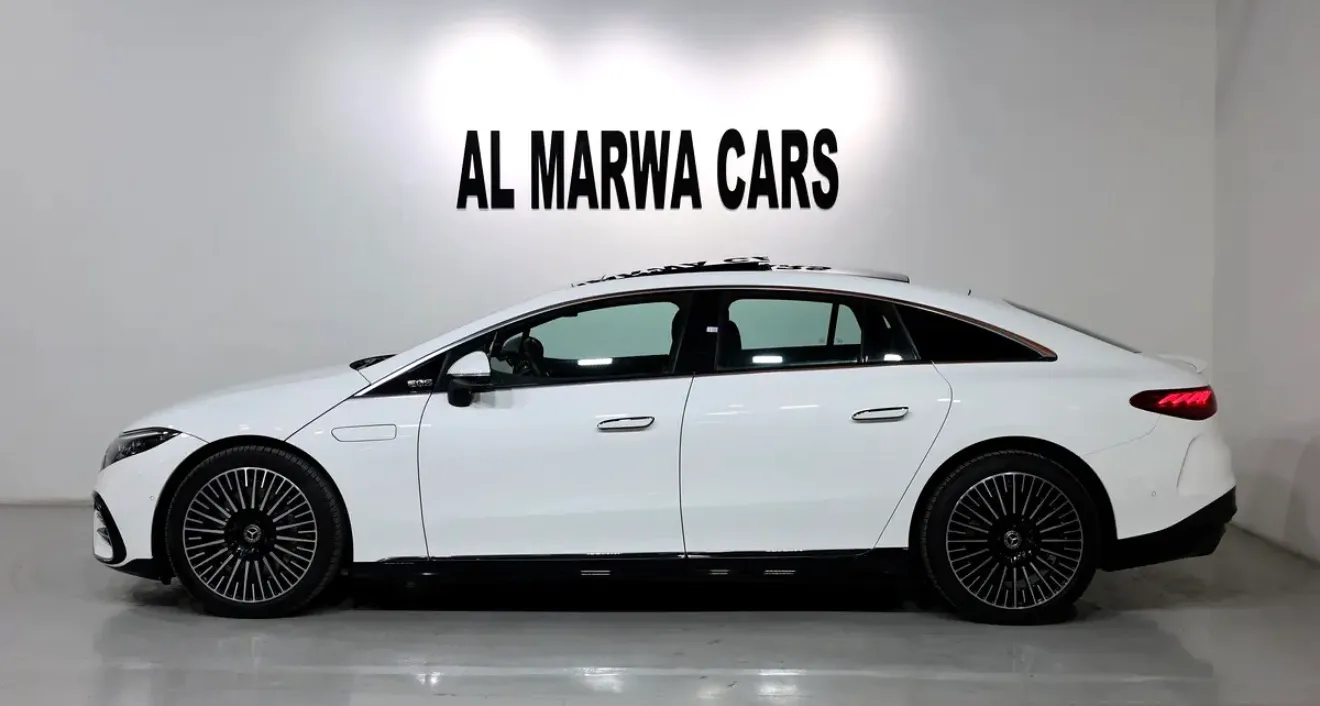 Presenting the 2023 Mercedes-Benz EQS 450+ in pristine condition -GCC specifications - Gargash WARRANTY - Thumbnail 7