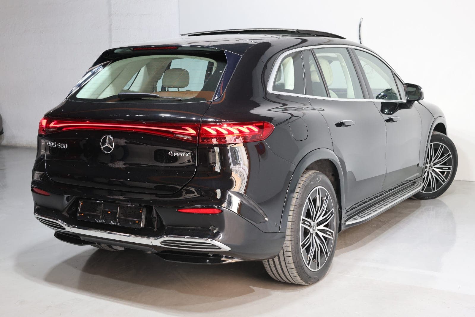 Mercedes-Benz EQS 580 4MATIC | 2023-33000KM | GCC Specs |  in immaculate condition. - Thumbnail 4