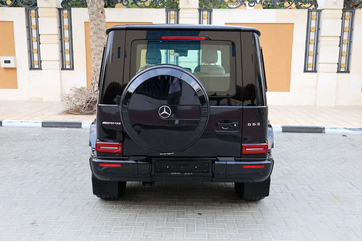 MERCEDES BENZ G63 AMG ( NIGHT PACKAGE )-110000KM-2021-GCC SPECS-UNDER WARRANTY - Thumbnail 6