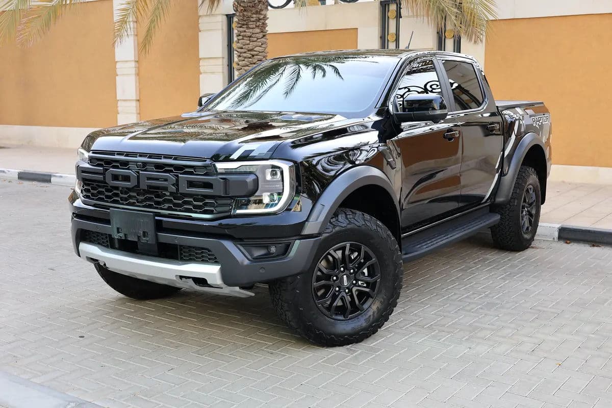 2025 Ford Ranger Raptor -12000KM- GCC Specs -UNDER WARRANTY  SERVICE- Brand New! - Image 1