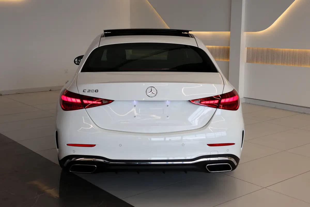 Pristine 2023 Mercedes-Benz C200 | GCC Specs | Low Mileage - Thumbnail 6