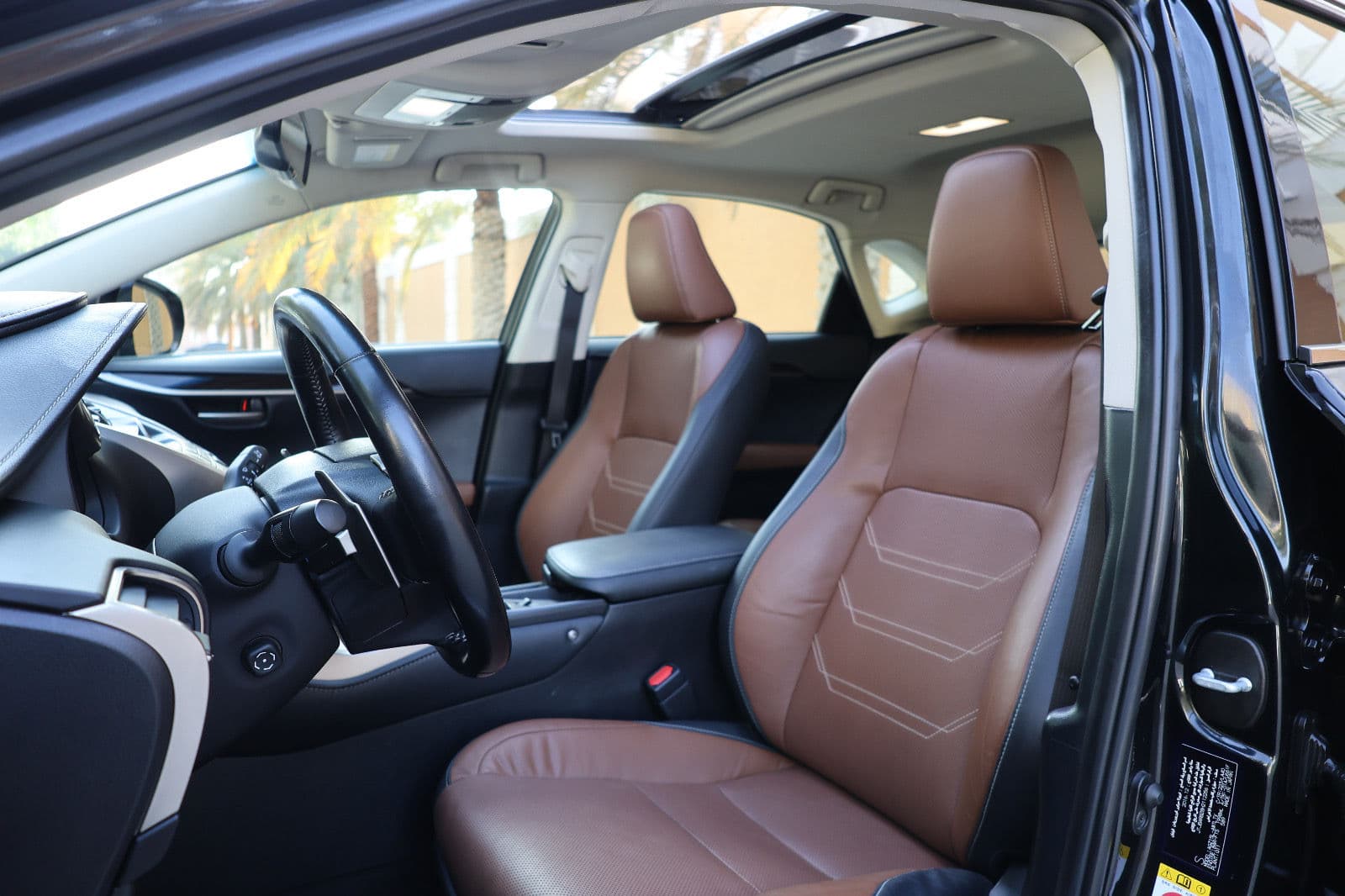 Lexus NX-Series-NX200t-2017-137000KM-GCC SPECS-EXCELLENT CONDITION - Thumbnail 10