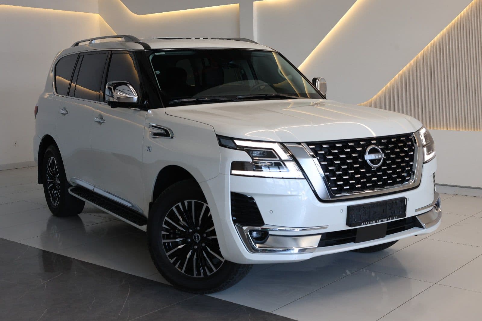 Nissan Patrol LE Platinum City 2024 GCC Specs-44000km-Under warranty & service-Pristine condition