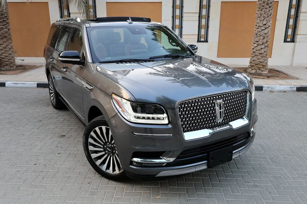 Lincoln Navigator-2021-127000KM-GCC SPECS-EXCELLENT CONDITION - Thumbnail 2