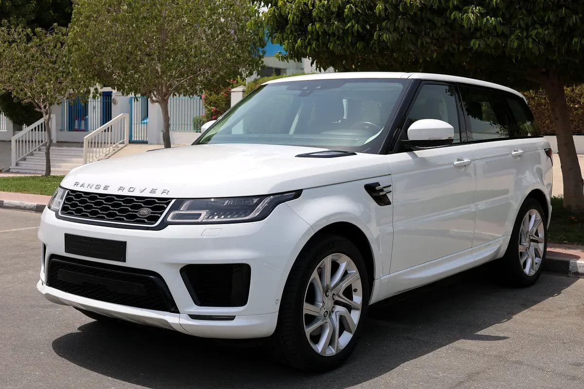 Land Rover Range Rover Sport HSE 2019 -117000km -GCC Specs - Thumbnail 5