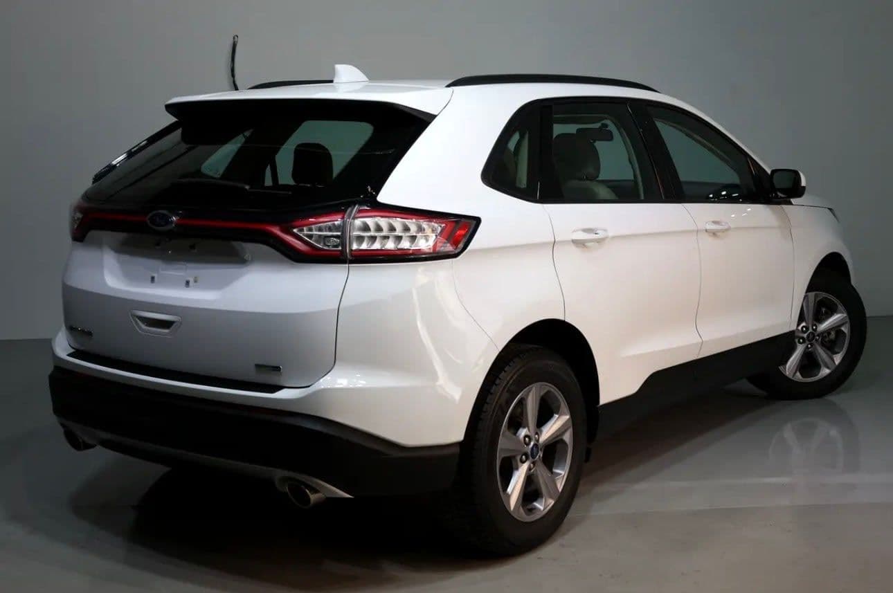 Ford Edge SEL 2019 -108000KM-GCC Specs-PRISTINE CONDITION - Thumbnail 3