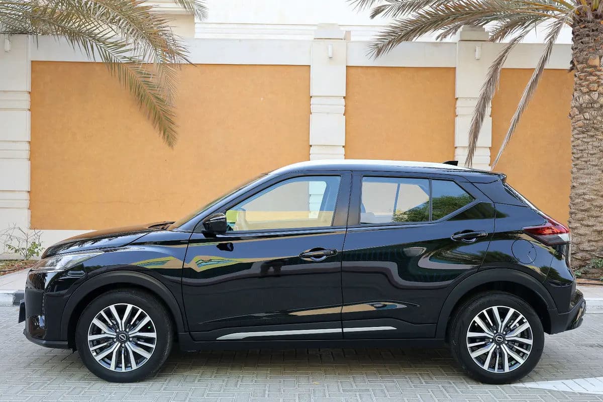 NISSAN KICKS SL 1.6L - GCC SPECS - 5 YEARS UNDER WARRANTY - FREE SERVICE CONTRACT - ACCIDENT FREE - - Thumbnail 10