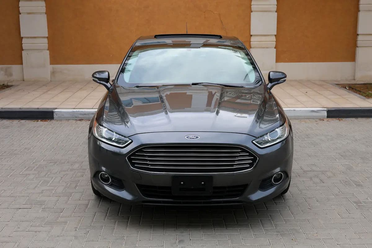 FORD FUSION SE - GCC SPECS - ACCIDENT FREE - FULL SERVICE HISTORY - EXCELENT CONDITION - - Thumbnail 7