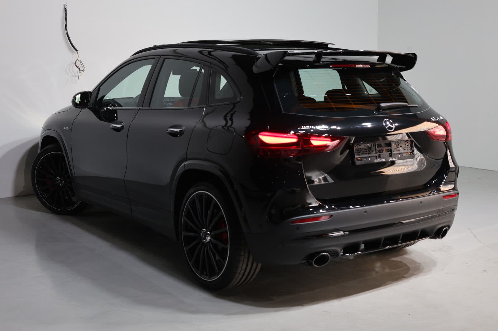 2025 Mercedes-Benz GLA 35 AMG -GCC-spec -brand new -under warranty & service - Thumbnail 3