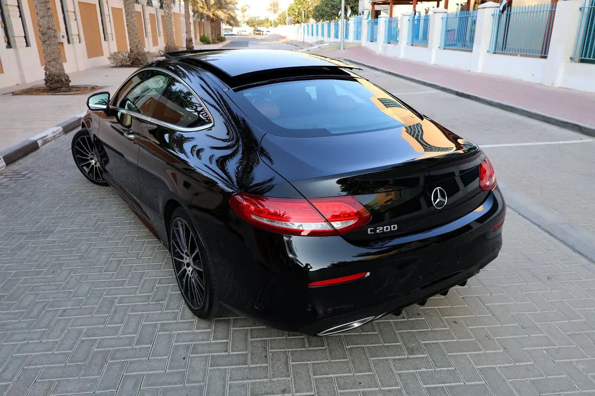 MERCEDES-BENZ C200-COUPE -2017-136000KM-GCC SPECS - Thumbnail 4