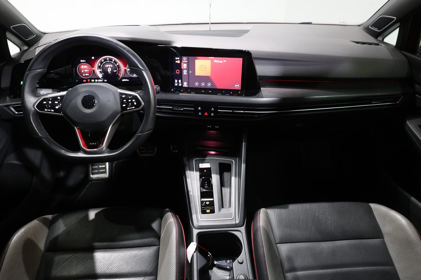 2021 Volkswagen Golf GTI | GCC Specs | Low Mileage - Thumbnail 11