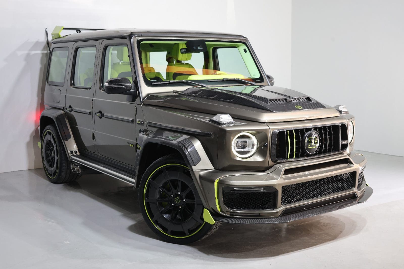 Mercedes-Benz G-Class Brabus G 900 Rocket Edition 2019-94000KM GCC Specs-pristine condition.