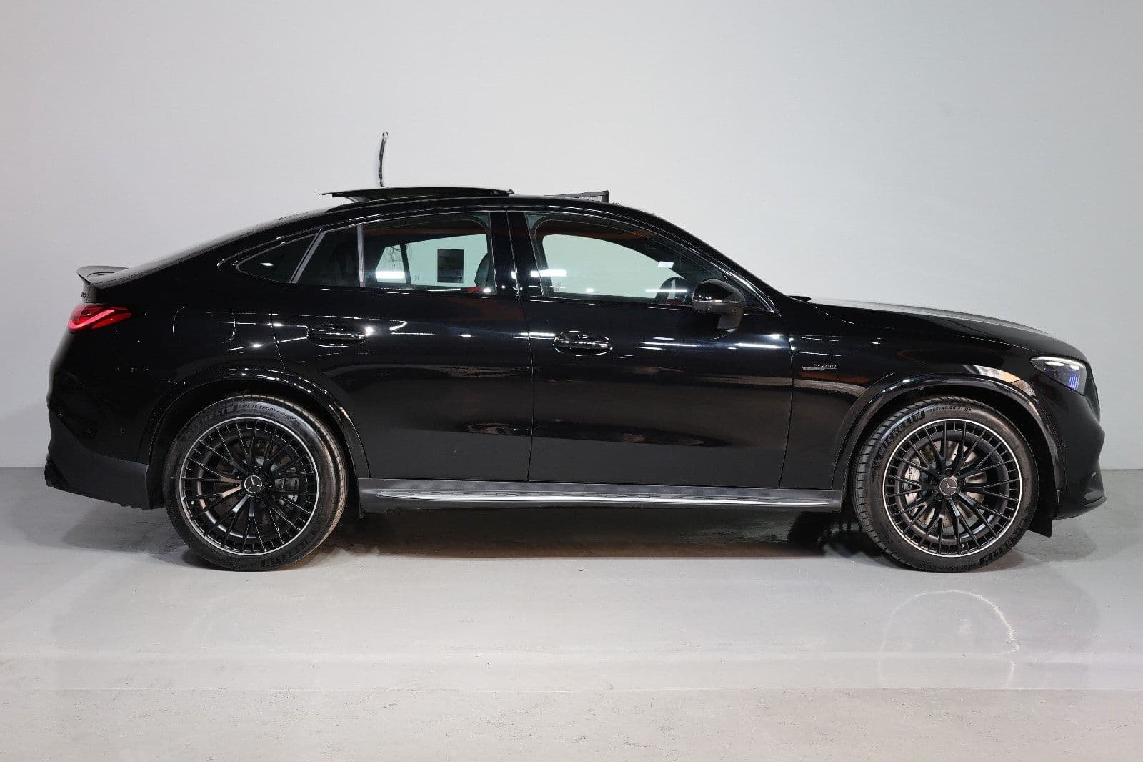 2025 Mercedes-Benz GLC 43 AMG 4MATIC Coupe | GCC Specs | Brand New-Under warranty  - Thumbnail 8