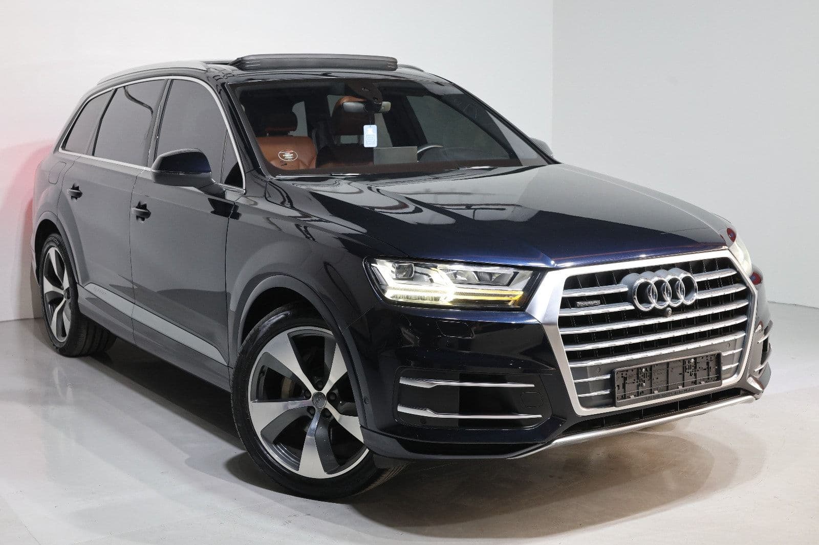 Audi Q7 45 TFSI Quattro 2017 | GCC Specs | Well Maintained