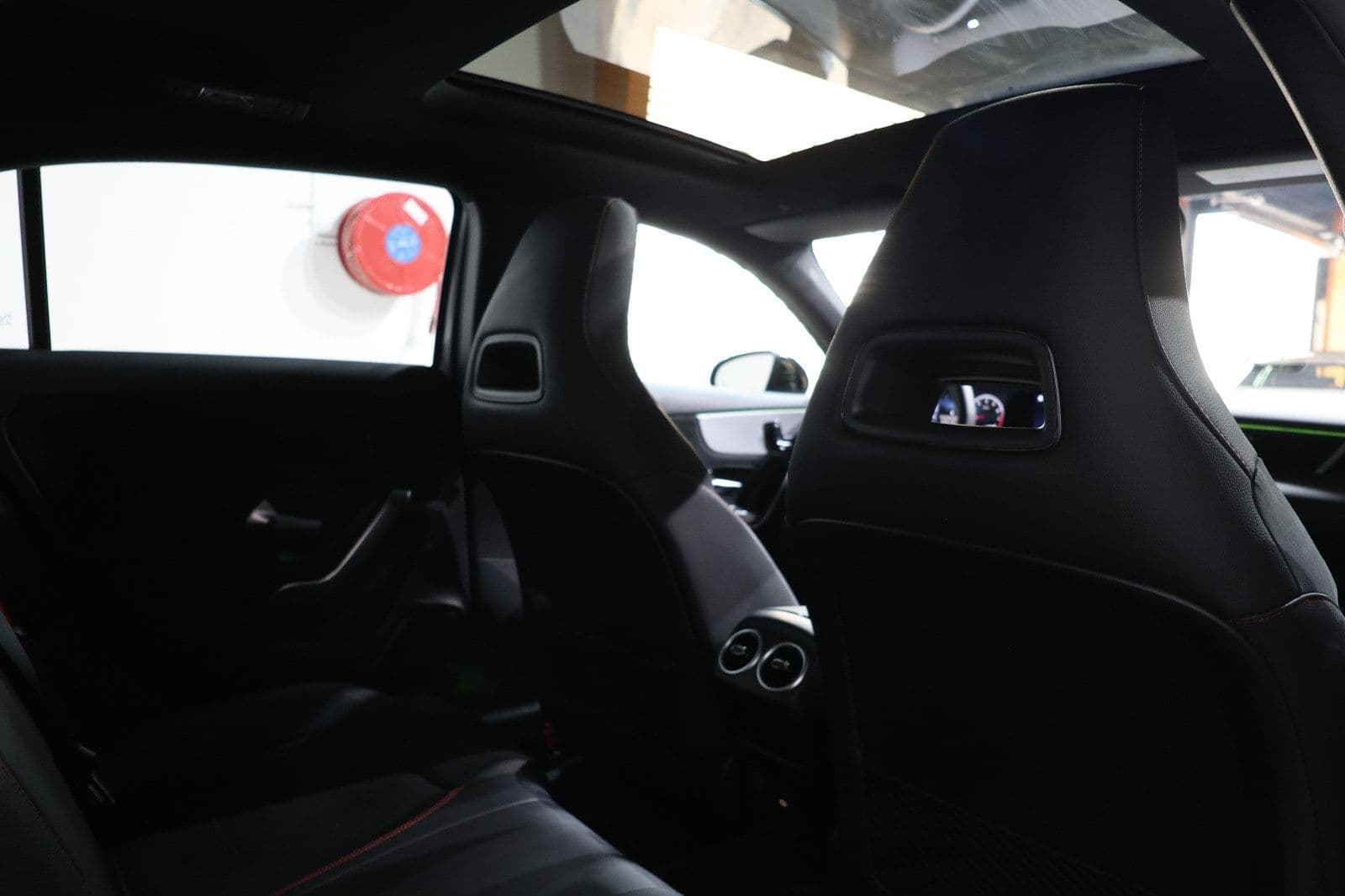 2025 Mercedes-Benz A-Class A 35 AMG -GCC-spec -350KM-under warranty &service - Thumbnail 19