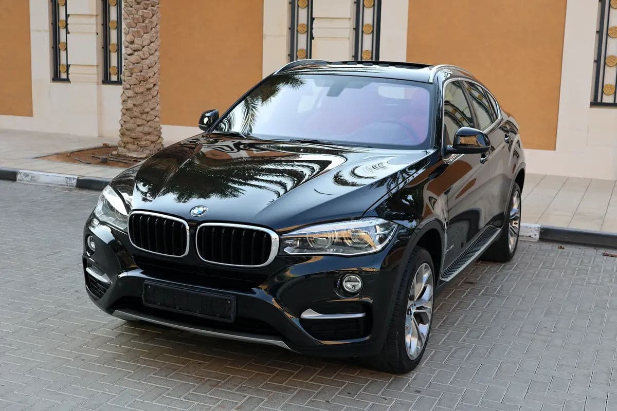BMW X6 2018-114,000km -GCC Specs-Excellent Condition - Thumbnail 5