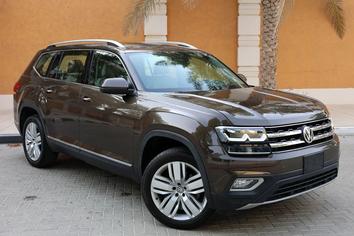 VOLKSWAGEN TERAMONT SEL V6 4MOTION - GCC SPECS - FULL SERVICE HISTORY FROM AGENCY - ACCIDENT FREE - - Thumbnail 2