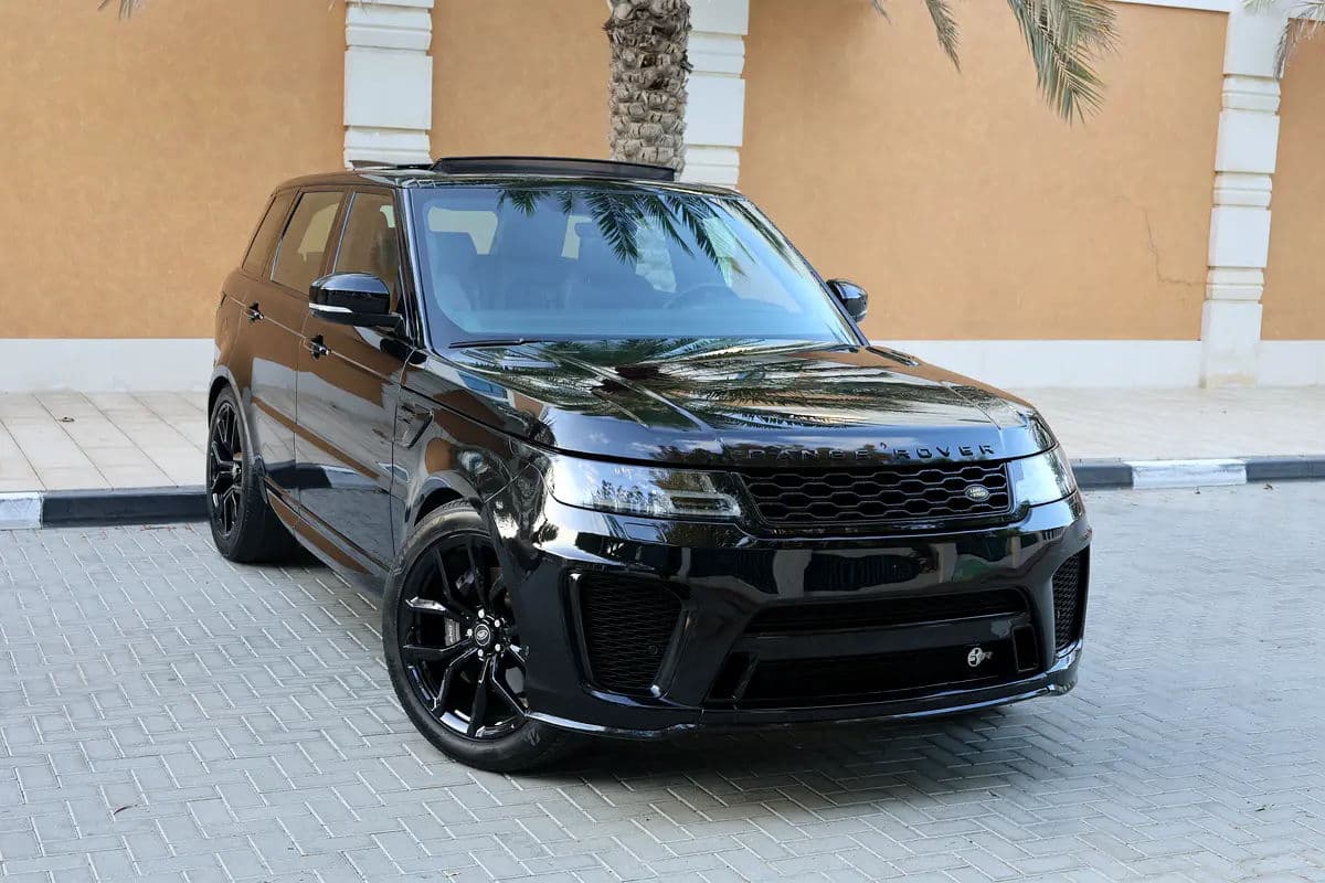 Range Rover Sport -2020-142000KM-GCC SPECS-EXCELLENT CONDITION SVR KIT at agency fix - Image 1