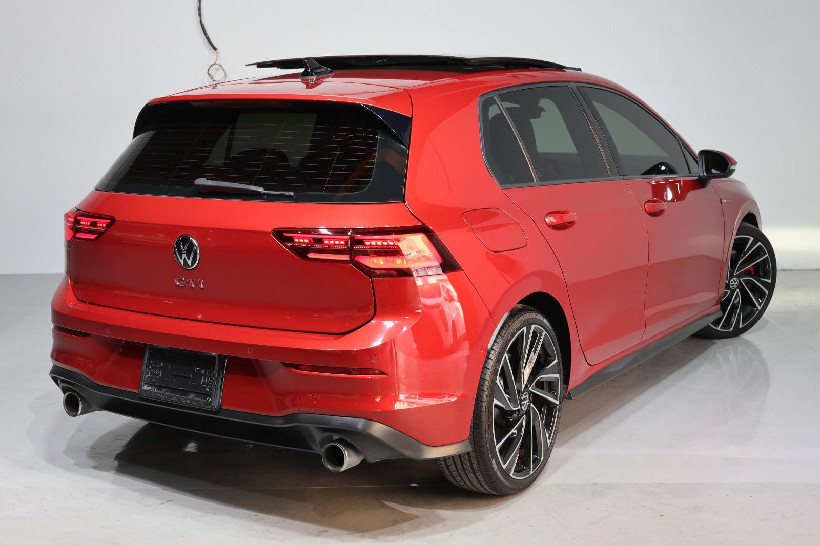 2021 Volkswagen Golf GTI | GCC Specs | Low Mileage - Thumbnail 4