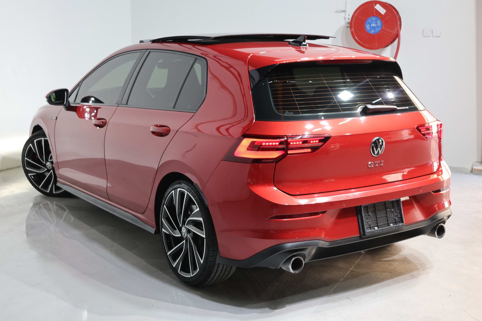 2021 Volkswagen Golf GTI | GCC Specs | Low Mileage - Thumbnail 3
