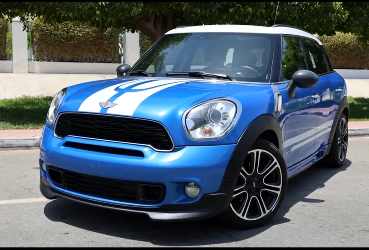 GCC Specs 2014 MINI Countryman Cooper S - Fun  Stylish!