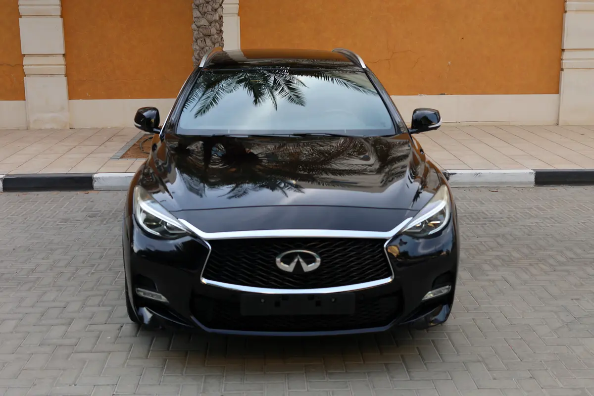 INFINITI Q30S - UNDER WARRANTY - GCC SPECS - FULL SERVICE HISTORY - ACCIDENT FREE - - Thumbnail 7
