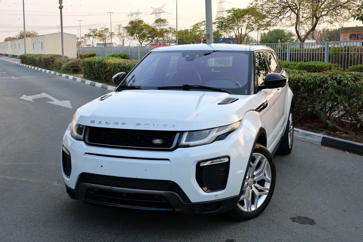EVOQUE ( R-DYNAMIC ) - GCC SPECS - UNDER WARRANTY - ACCIDENT FREE - FULL SERVICE HISTORY -