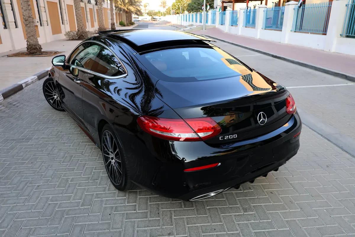 MERCEDES-BENZ C200-COUPE -2017-136000KM-GCC SPECS - Thumbnail 4