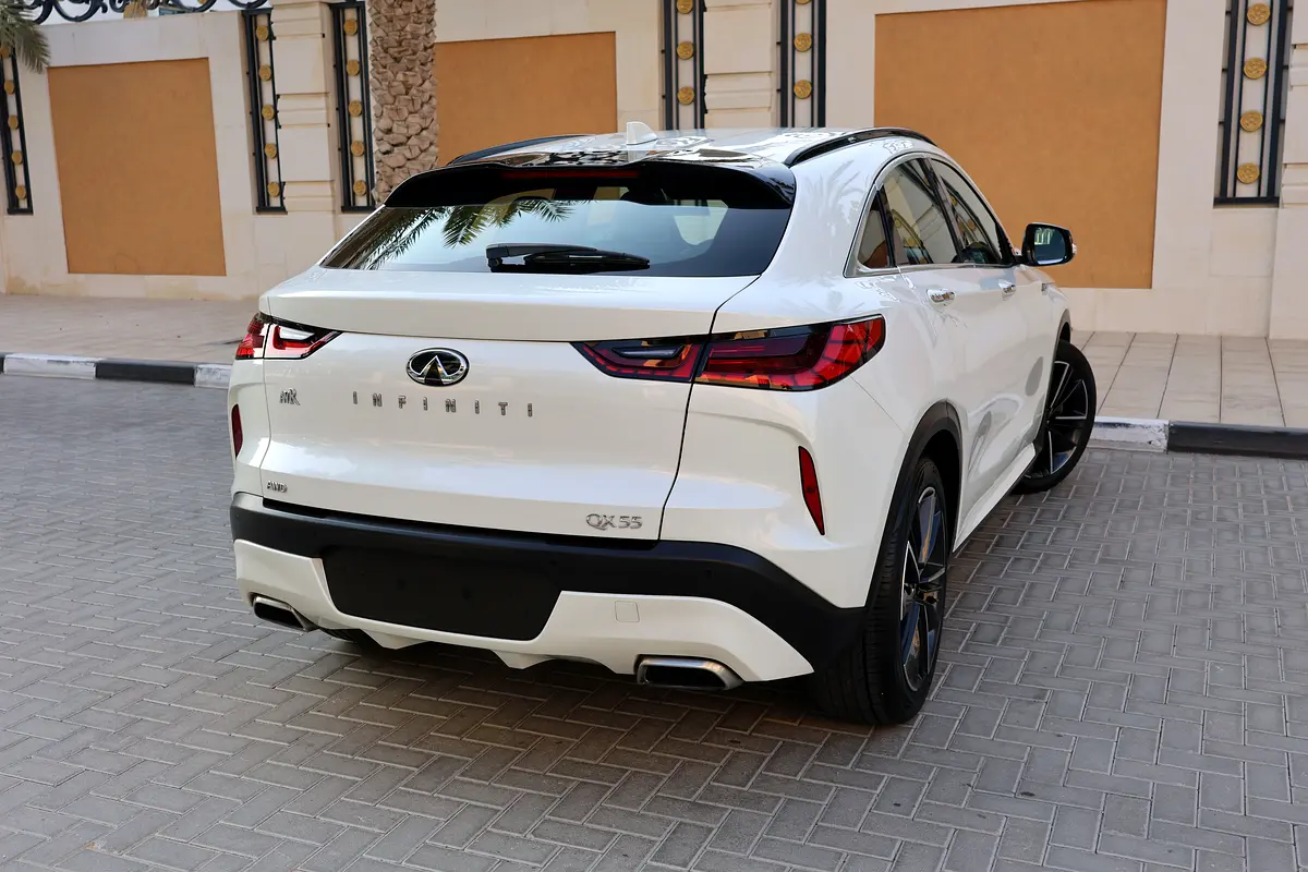 INFINITI  QX55-2022-101000KM-GCC SPECS-EXCELLENT CONDITION - Thumbnail 4