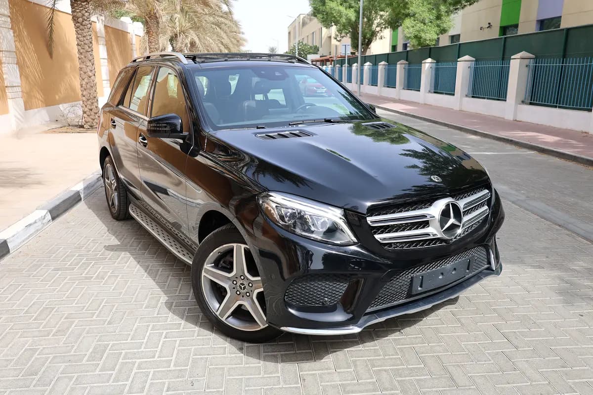 Mercedes-Benz GLE-Class-GLE 400 4Matic- 2018-116000KM-GCC SPECS-EXCELLENT CONDITION - Thumbnail 2
