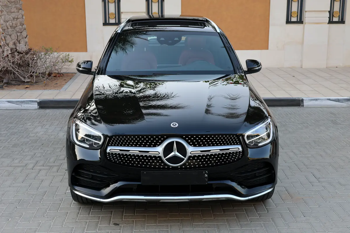 GLC200 AMG - GCC SPECS - UNDER WARRANTY - FULL SERVICE HISTORY - ACCIDENT FREE - Thumbnail 7
