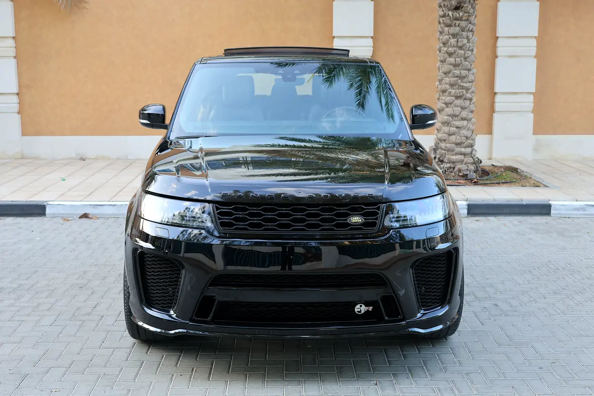 Range Rover Sport -2020-142000KM-GCC SPECS-EXCELLENT CONDITION SVR KIT at agency fix - Thumbnail 7