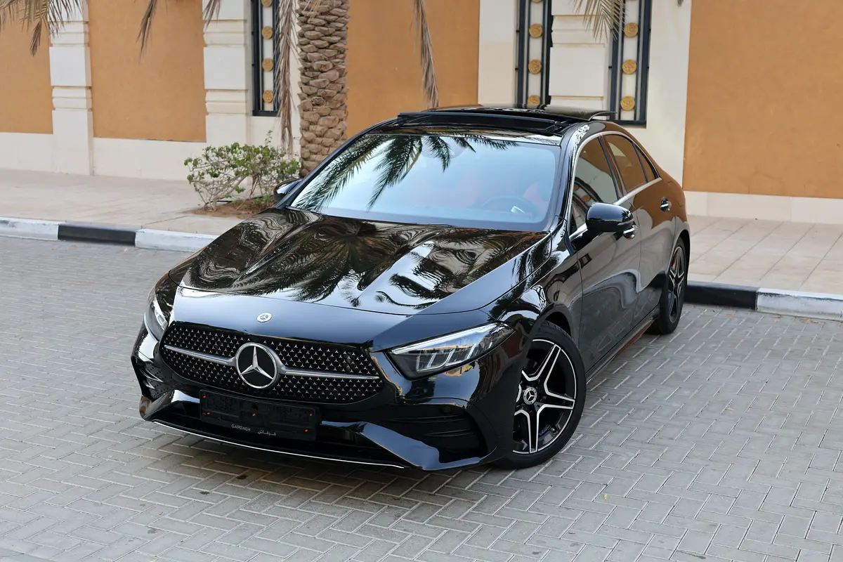A200 AMG - GCC SPECS - UNDER WARRANTY / SERVICE CONTRACT 105,000 KM FROM GARGASH - ACCIDENT FREE -