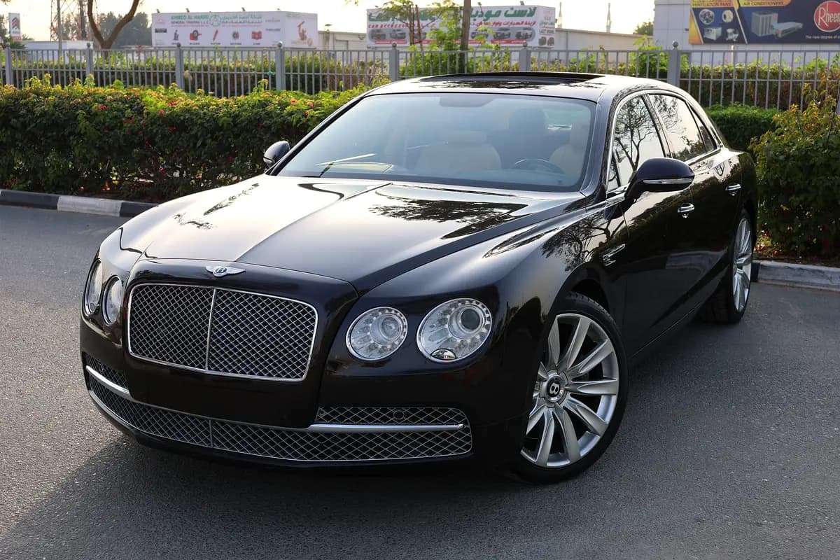 Bentley Flying Spur W12 2014 GCC Specs-71000km-EXCELLENT CONDITION
