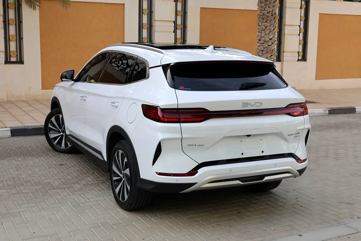 YD SONG PLUS PREMIUBM - 6YRS WARRANTY / 45,000 KM SERVICE - 8YRS BATTERY WARRANTY - GCC SPECS - - Thumbnail 5