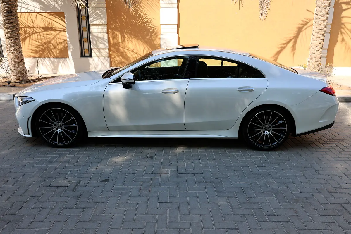 Mercedes-Benz CLS350-2019-103000KM-GCC SPECS-EXCELLENT CONDITION-ACCIDENT FREE -FULL OPTION - Thumbnail 7