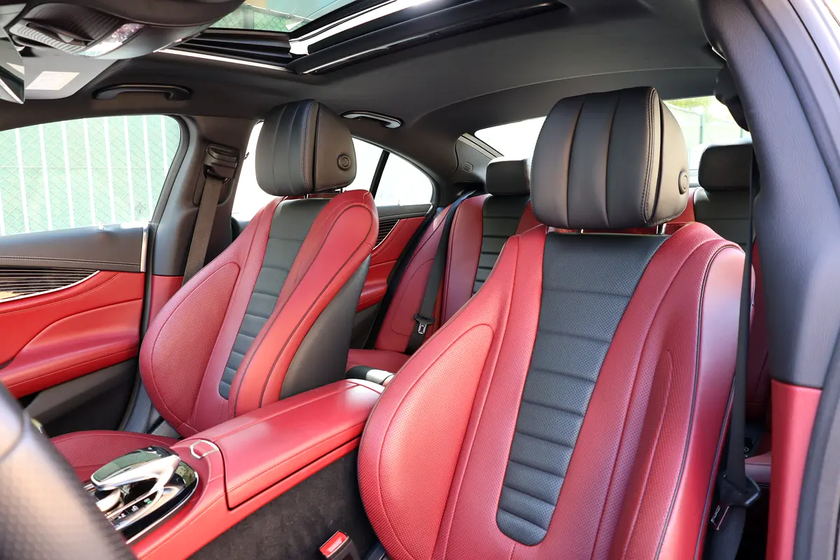 Mercedes-Benz CLS350-2019-103000KM-GCC SPECS-EXCELLENT CONDITION-ACCIDENT FREE -FULL OPTION - Thumbnail 10