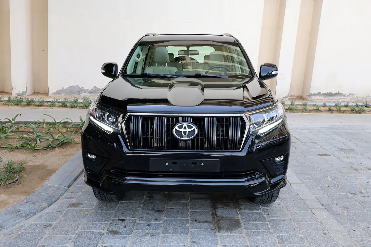 TOYOTA PRADO-ADVENTURE -2021-75000KM-GCC SPECS-EXCELLENT CONDITION - Thumbnail 5