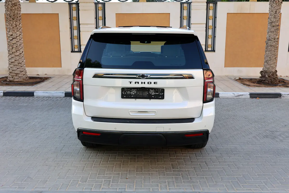 CHEVROLET TAHOE Z71-2022-76000KM-GCC SPECS-UNDER WARRANTY -EXCELLENT CONDITION - Thumbnail 7