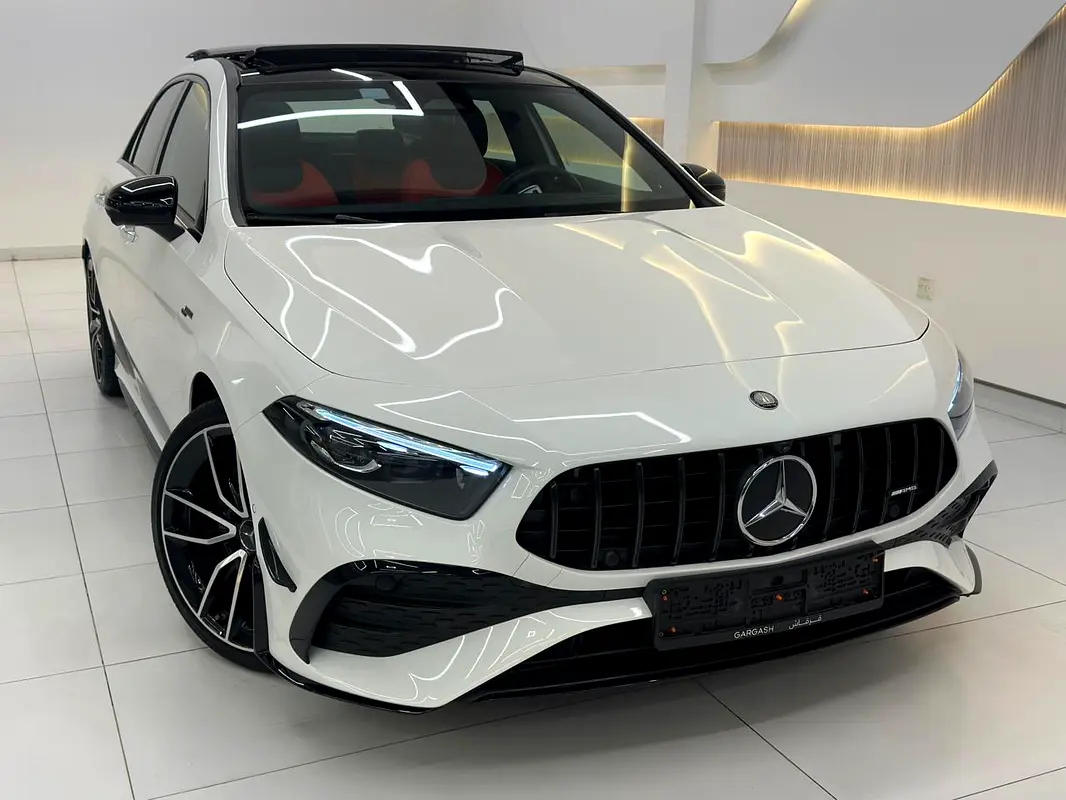 MERCEDES-BENZ A35-( AMG ENGINE) 5000KM-only 2024-UNDER WARRANTY  SERVICE-contract till 105000KM