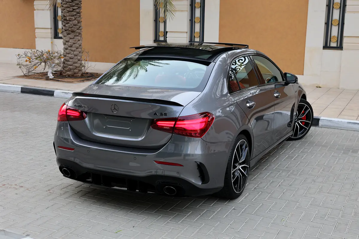 MERCEDES-BENZ A35-( AMG ENGINE)-8700km-2024-UNDER WARRANTY  SERVICE CONTRACT - Thumbnail 3