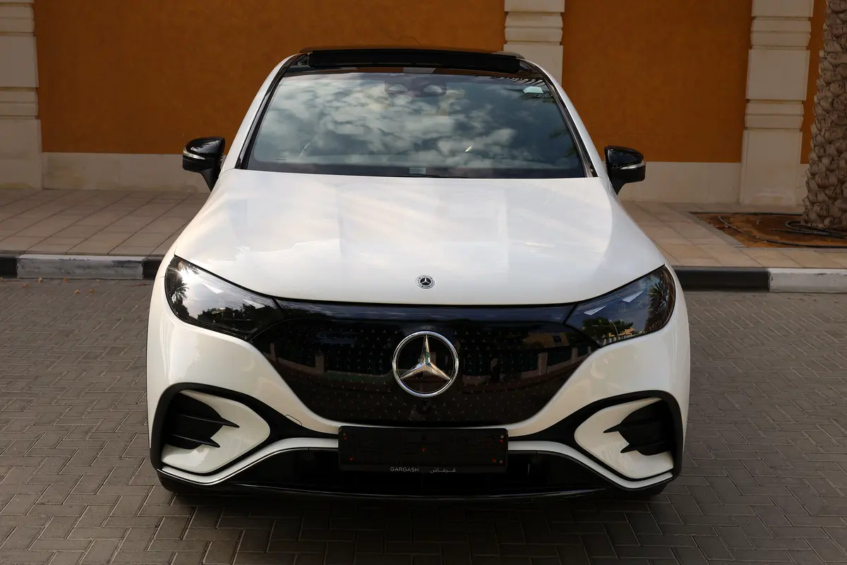 Mercedes-Benz EQE 350 4MATIC 2024 -500km- GCC Specs - Pristine Condition - Thumbnail 8