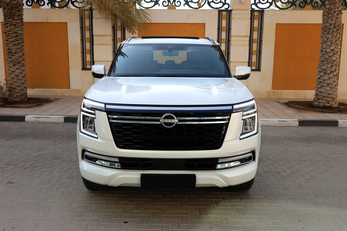 2025 Nissan Patrol SE Platinum - 49000KM-UNDER WARRANT  SERVICE-GCC Specs - Brand New - Thumbnail 6