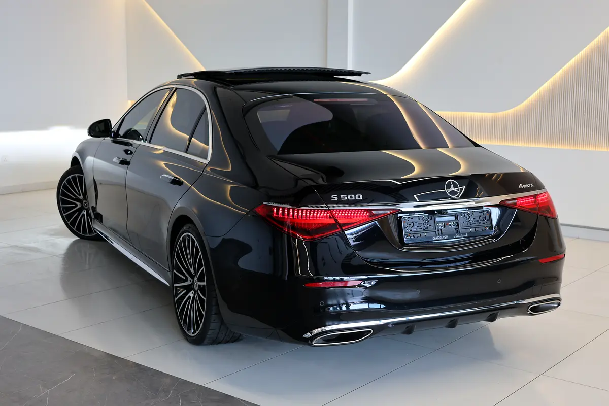 S500 4MATIC - GCC SPECS - WARRANTY / SERVICE 105,000 KM - FULL SERVICE HISTORY - ACCIDENT FREE - - Thumbnail 5